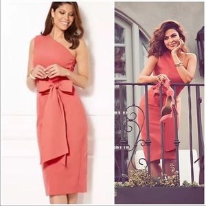 Eva Mendes one shoulder dress